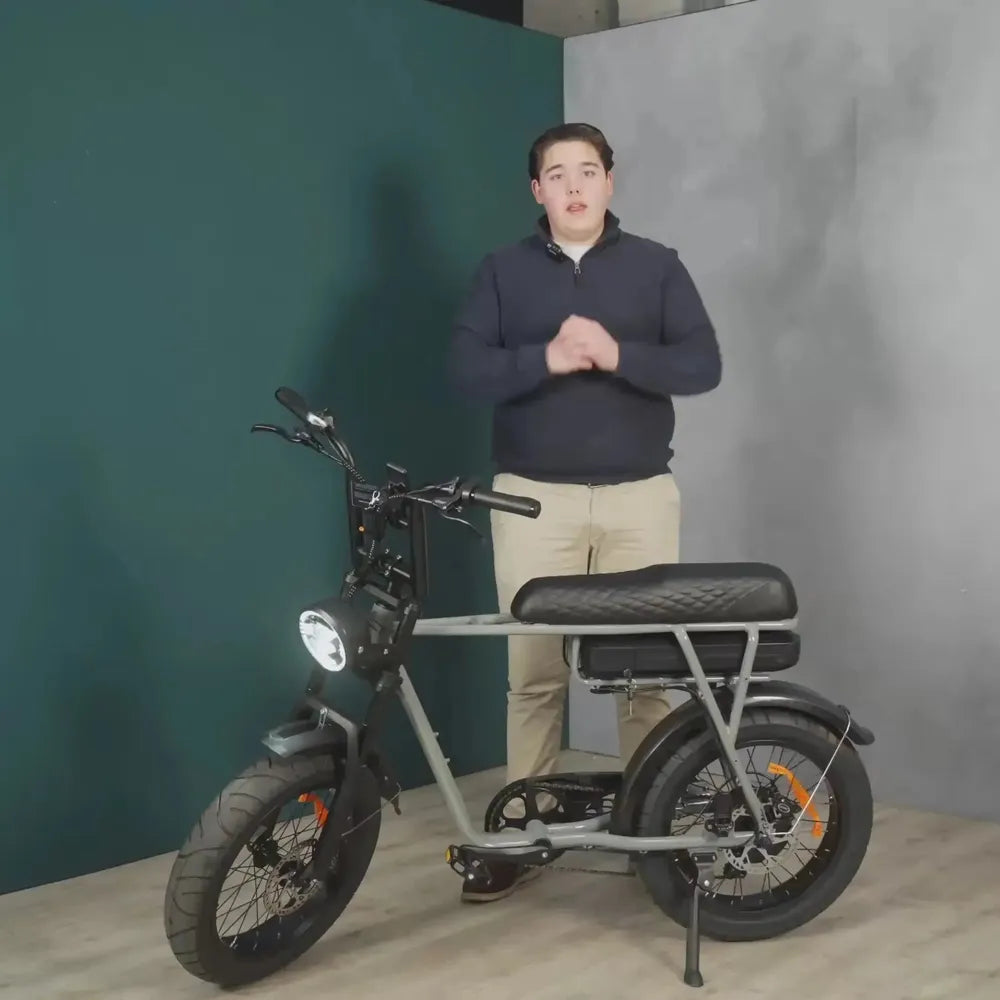EB2 Fatbike Argent + Alarme + Repose-pieds